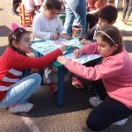 11.Los chicos pintan